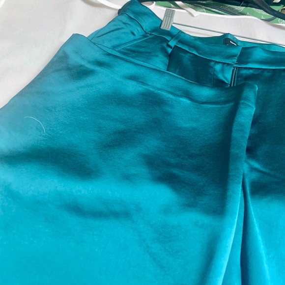 BNWOT Express Turquoise Teal Satin Wide Leg Pants - Picture 5 of 10